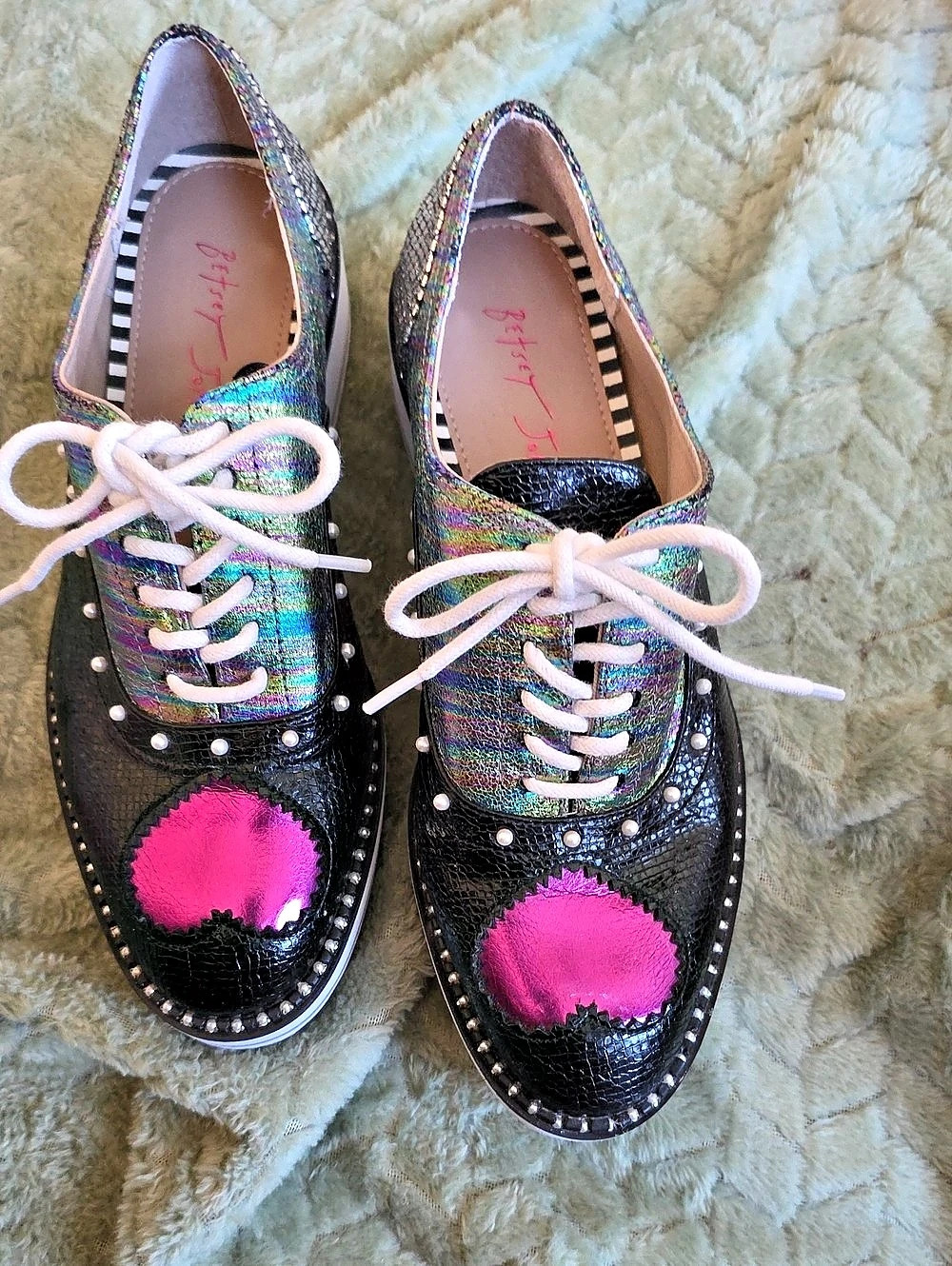 Betsey Johnson platform sneakers Black & Multicolor US 6M